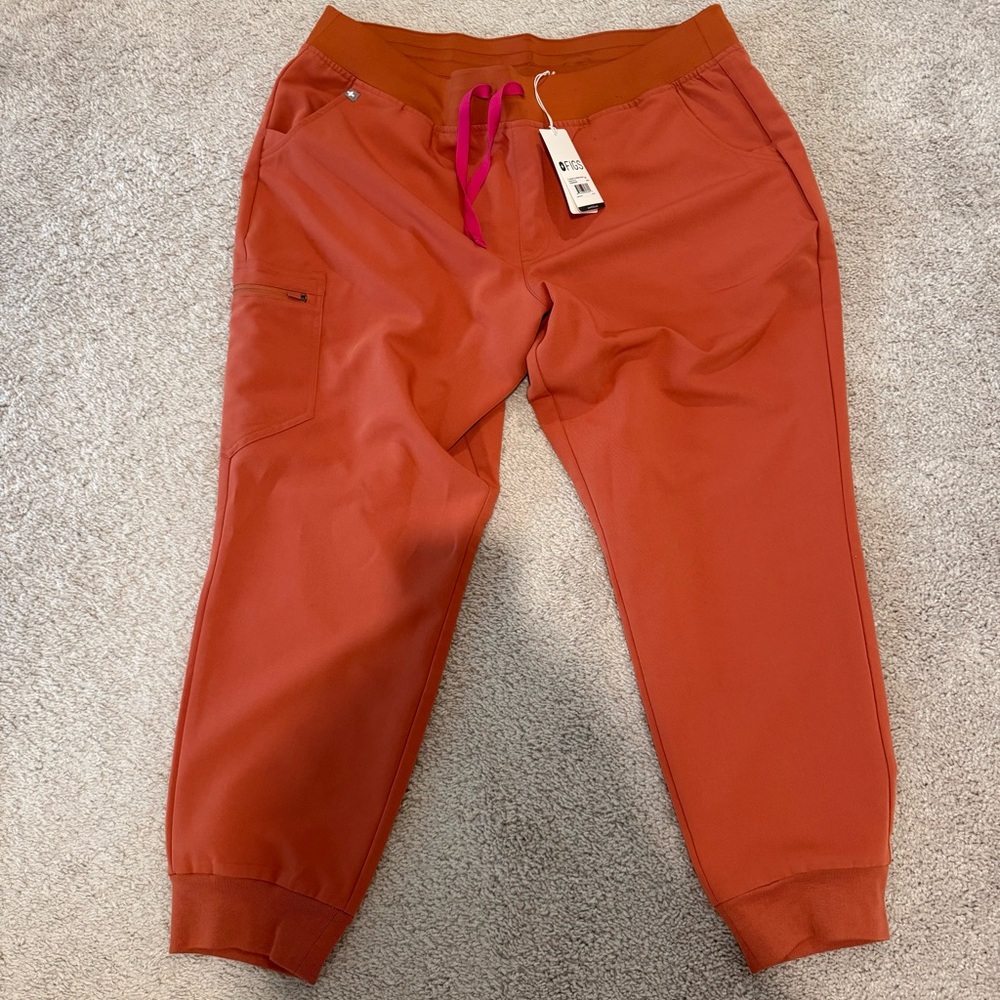 Figs Zamora 2.0 Jogger Scrub Pants-petite